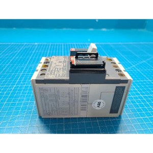 Module d'interface I/O Lam Research 2300 Exelan Flex45 d'occasion, comme il est, pièces d'équipement semi-conducteur de génération précédente - Product Image 6