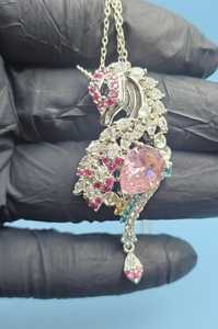 Pendentif Licorne en Argent 925 Plaqué Or 18K avec Moissanite, Breloque Thème Animal Coupe Poire pour Femme, Bijou Cadeau de Luxe - Product Image 4