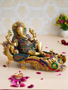 Artesanía en Bronce Radhe Enterprises, Diseño Personalizado de Lujo, Estatua Hecha a Mano del Dios Ganesh Ji para Mesa, Pooja, Boda, Cumpleaños - Product Image 3