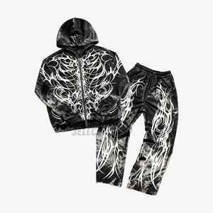 Conjunto Deportivo de Sudadera con Capucha y Pantalones Deportivos Estampados en Verde - Product Image 5