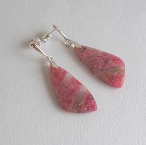 Pendientes de Rodonita en Plata de Ley, Joyería Artesanal con Piedra Rosa Natural, Venta al Por Mayor - Product Image 2