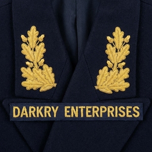 Servicio de Fabricación de Cuellos Ceremoniales de Terciopelo Azul con Bordado de Nudos y Hojas en Oro, Hechos a Mano y Personalizados de Primera Calidad - Product Image 5