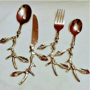 Juego de cubiertos de acero inoxidable con acabado chapado en oro, diseño atractivo, utensilios metálicos para queso, a precio de mayoreo. - Product Image 1