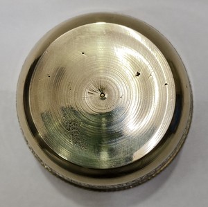 ชามอาหารทองเหลืองขัดเงาอย่างดี หรูหรา สำหรับร้านอาหารและโรงแรม โดย MHQ Traders PVT LTD - Product Image 4