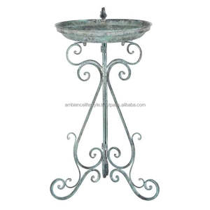 Baño decorativo premium para pájaros de metal, recipiente de agua para jardín exterior, resistente al óxido, con acabado elegante. - Product Image 1