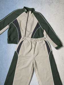 Conjunto Deportivo de Chaqueta y Pantalones con Capucha para Hombre, Estilo Urbano, en Tela de Poliéster/Nylon Sólida, para Minoristas de Ropa Deportiva, Venta al Por Mayor - Product Image 4