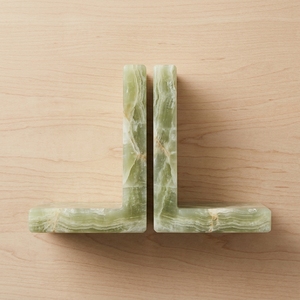Juego de 2 sujetalibros de ónix verde natural, hechos a mano, en forma de L, de mármol, decorativos para el hogar, soporte para libros, venta al por mayor, logotipo personalizado - Product Image 5