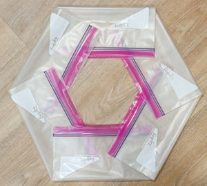 Sac de nourriture durable à double fermeture éclair fabriqué à partir de matériaux recyclés offrant une fraîcheur à long terme et une protection alimentaire fiable - Product Image 1