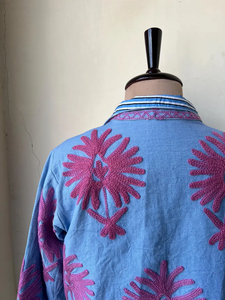 Chaqueta Kimono Suzani de Terciopelo 100% Algodón Hecha a Mano |   Bolso Frontal con Cuello Redondo, Transpirable, Ecológico y Antiarrugas para Otoño/Invierno/Primavera - Product Image 2
