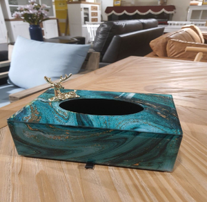 Boîte à mouchoirs en métal effet marbre vert émeraude avec accent cerf doré, disponible à prix de gros pour ensembles de toilette haut de gamme - Product Image 1
