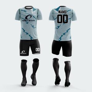 Nouvelle tenue de football personnalisée 2026 pour hommes – Maillot de football à manches courtes par sublimation, respirant, pour équipe masculine - Product Image 4