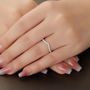 V-förmiger Labor-Diamant Verlobungsring Damen Ehering Jubiläumsring Rhodium-Plattiert Weißgold Schmuck - Product Image 1