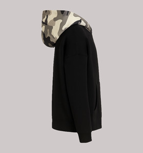 Sweat-shirt à capuche pour homme en jersey noir anti-rides avec imprimé camouflage, confortable et élégant, idéal pour un usage décontracté - Product Image 2