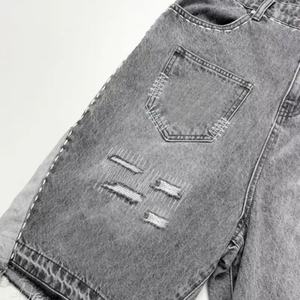 Pantalones Cortos de Mezclilla Desgastados para Hombre con Cruz de Pedrería, Dobladillo Deshilachado, Estilo Urbano, Holgados, OEM, Logotipo Personalizado, Venta al por Mayor - Product Image 5
