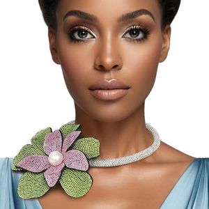 Collar de Flores Brillantes Hecho a Mano en Rosa y Verde, Joyería de Moda para Mujer, Elegante Collar Floral, Accesorio de Regalo para Fiesta - Product Image 4