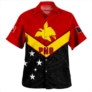 Camisa de Hombre de Papúa Nueva Guinea, Color Rojo, Estampado de Aves, Manga Corta, Texto Blanco, Patrón Tradicional, Ropa Isleña - Product Image 1