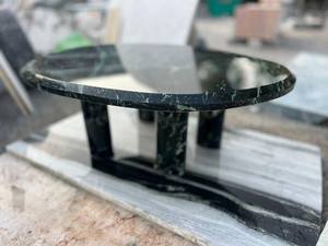 Table basse en marbre vert – Table d'appoint moderne, mobilier de luxe en pierre - Product Image 3