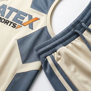 Vêtements de basket-ball pour adultes en gros, grande taille, respirants, à séchage rapide, de haute qualité, 100% polyester, antibactériens, protection UV - Product Image 3