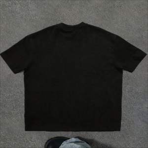 Camiseta de Hombros Caídos Personalizada con MOQ Bajo para Unisex, Camiseta de Algodón con Logotipo Impreso, Prenda Superior Informal y Duradera de Moda Urbana - Product Image 2