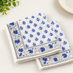 Serviettes carrées personnalisées brodées à la main en tissu de coton bleu floral pour la décoration de la table à manger à la maison - Product Image 5
