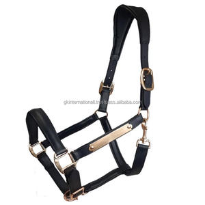 Nouveau licou de cheval en cuir rembourré marron noir de forme anatomique avec plaque d'identification en laiton personnalisée et boucle réglable - Product Image 4