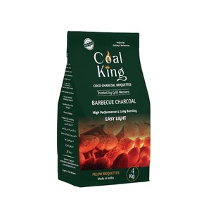 Charbon de bois en briquettes en forme d'oreiller de noix de coco de qualité export pour grillades professionnelles en restaurant, qualité alimentaire, faible teneur en cendres - Product Image 1