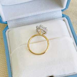 Anillo de Diamantes de Corte Pera de 6 Quilates, Cultivado en Laboratorio, Certificado por IGI, Oro Amarillo de 9K, Color F, Claridad VS1, Joyería Fina para Mujer, Diseño de Lujo - Product Image 4