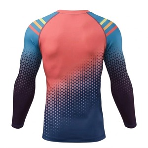 เสื้อรัดกล้ามเนื้อแขนยาวแบบซับลิเมชั่นสำหรับ MMA ระบายอากาศได้ดี เหมาะสำหรับผู้ชาย ฝึกซ้อม BJJ ยิม ฟิตเนส - Product Image 2