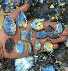 Labradorite Multicolore, Pierre Naturelle de Haute Qualité, Formes Mixtes, Facettée, Pierre en Vrac pour la Fabrication de Bijoux en Gros - Product Image 4