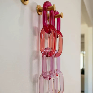Décoration murale en chaîne de maillons acryliques transparents roses, sculpture artisanale en polyrésine pour salon, hôtel, chambre à coucher - Product Image 1