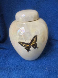 Urnas de Cremación de Aluminio al Estilo Americano para Cenizas Humanas con Diseño Grabado de Mariposa, Opciones Personalizables, Venta al Por Mayor - Product Image 3