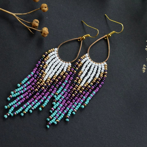 Boucles d'oreilles pendantes bohèmes à franges perlées, faites à la main avec perles de rocaille, bijoux fantaisie pour femme - Product Image 1