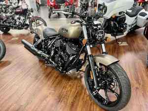 มอเตอร์ไซค์อินเดียน รุ่น Chief Icon Sandstone Smoke Dark Horse ThunderStrike ปี 2024 มือสอง ขาย - Product Image 2