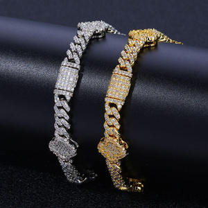 Pulsera de Cadena de Eslabones Chapada en Oro de 10K Unisex con Diseño de Flor de Piedra Natural, Joyería de Lujo para Uso Diario, Certificada por IGI - Product Image 2