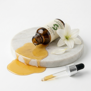 Aceite Esencial de Lirio Fino para la Industria de Fragancias, Aplicaciones Cosméticas y Suministro a Granel a Gran Escala para Fabricantes en Todo el Mundo - Product Image 1