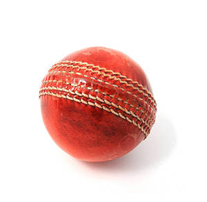 ลูกคริกเก็ต Best Logo RX Sports แบบแข็ง เย็บมือคุณภาพพรีเมียม เป็นมิตรกับสิ่งแวดล้อม ทนทาน ใช้ได้ทั้งมือซ้ายและขวา - Product Image 1