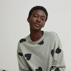 Peignoir tendance à séchage rapide et respirant en tissu gaufré de coton pour femme et homme, vente en gros - Product Image 3