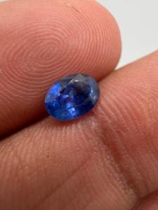 Zafiro Azul Real Natural, Corte Ovalado, 1.05CT, 7x5x3.5mm, Gema Suelta con Juego de Color para Joyería - Product Image 1
