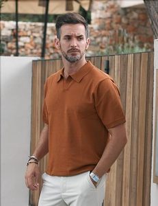 Vêtements de golf OEM en gros, vêtements personnalisés à manches courtes en polyester et coton pour hommes, polo T-shirt - Product Image 3