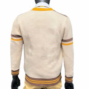 Cardigan unisexe en acrylique tricoté, col en V, marron doré, avec logo brodé, pour la fraternité grecque Iota IPT, en velours d'hiver - Product Image 2