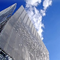 Panneau de façade cinétique en aluminium léger, ignifuge, écologique et moderne, personnalisé pour les hôtels, les bâtiments extérieurs et les murs extérieurs.