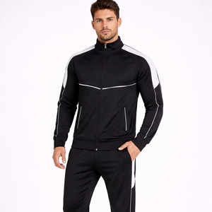 Ensemble de survêtement sportif noir haut de gamme pour homme avec empiècements contrastés, conçu pour la performance, le confort et un style athlétique moderne - Product Image 1