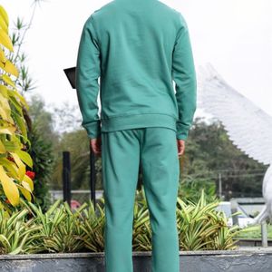 Trajes Deportivos Personalizados para Hombre, 100% Algodón, Estampados para Invierno, de Secado Rápido, con Logotipo Personalizado, Servicio OEM/ODM - Product Image 6