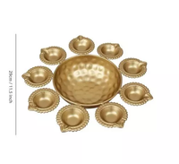 Bol Urli en laiton pour décoration de Puja, motif lotus, durable, pour usage intérieur, pot flottant pour fleurs d'eau, prix usine Taj, moderne