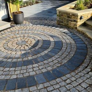 Piedra de Pavimento de Arenisca Moderna con Patrón de Círculos Grises para Villas y Jardines Exteriores - Product Image 1