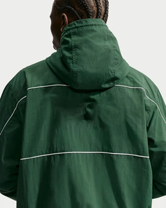 Veste coupe-vent à capuche verte pour homme, décontractée, en polyester, fermeture éclair, coupe régulière, pour l'automne, séchage rapide, logo frontal - Product Image 3