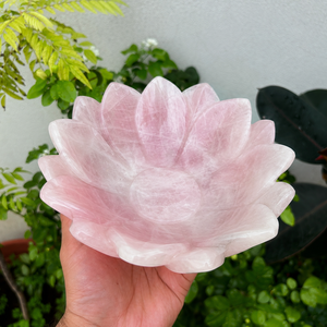 Cuenco de Cuarzo Rosa Tallado a Mano Estilo Art Deco, Centro de Mesa de Cristal con Flor de Loto de 8 Pulgadas, Plato Decorativo Grande de Piedras Preciosas para Bodas y Diwali - Product Image 4