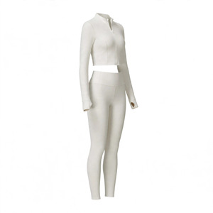 Ensemble de yoga personnalisé pour femme : haut court à col roulé et leggings longs à taille haute élastique, sans couture, 2 pièces - Product Image 3