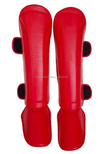 Espinillera Kickboxing para Artes Marciales MMA Muaythai entrenamiento hecho de cuero sintético duradero - Product Image 6