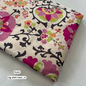 Tissu en coton confortable et élégant pour robes, kurtis, hauts et vêtements d'été pour femmes, collection à prix de gros - Product Image 2